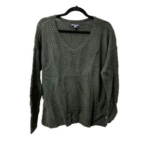 American Eagle V-Neck Green Sweater Size Large
